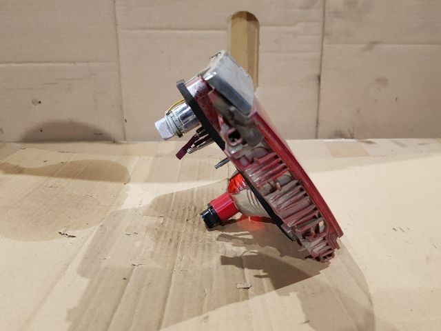 bontott BMW 7 Bal Belső Hátsó Lámpa