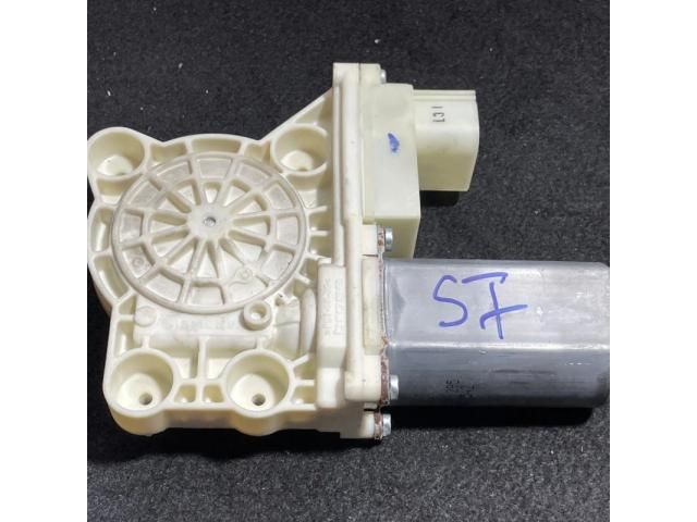 bontott BMW 7 Bal első Ablakemelő Motor