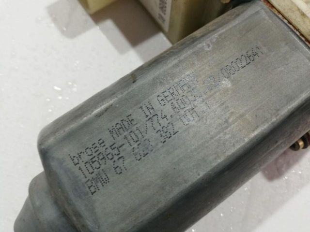 bontott BMW 7 Bal első Ablakemelő Motor