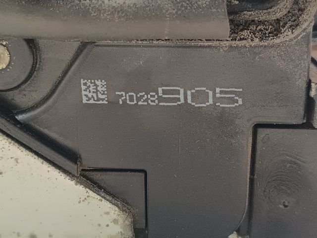 bontott BMW 7 Bal első Ajtózár