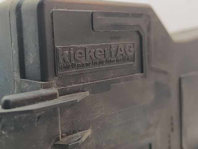 bontott BMW 7 Bal első Ajtózár