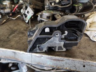 bontott BMW 7 Bal első Ajtózár