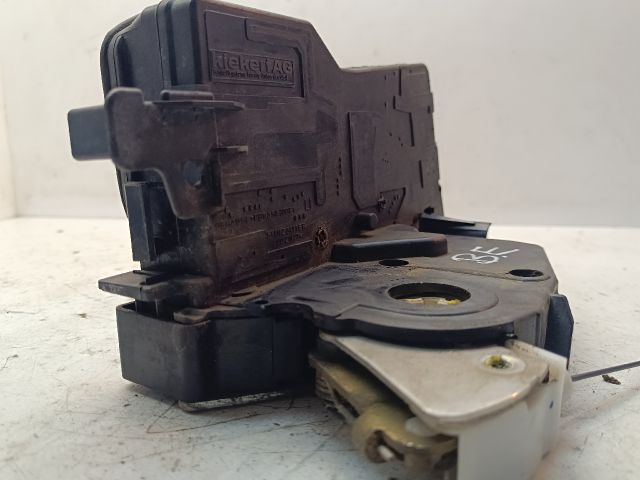 bontott BMW 7 Bal első Ajtózár