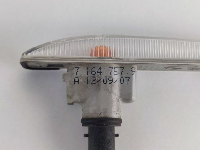 bontott BMW 7 Bal első Sárvédő Irányjelző