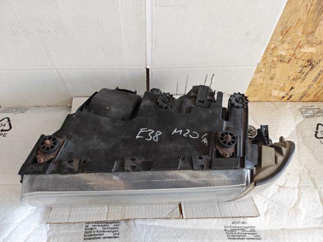 bontott BMW 7 Bal Fényszóró