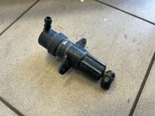 bontott BMW 7 Bal Fényszórómosó Fúvóka