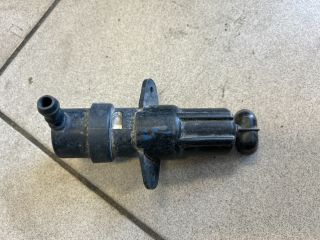 bontott BMW 7 Bal Fényszórómosó Fúvóka