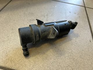 bontott BMW 7 Bal Fényszórómosó Fúvóka