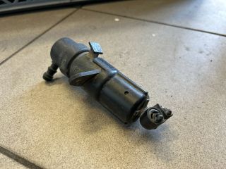 bontott BMW 7 Bal Fényszórómosó Fúvóka