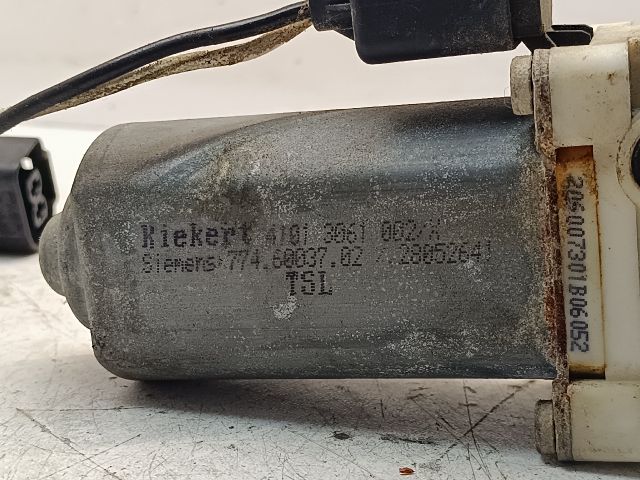 bontott BMW 7 Bal hátsó Ablakemelő Motor