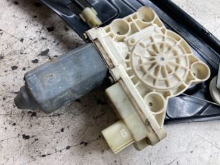 bontott BMW 7 Bal hátsó Ablakemelő Szerkezet (Elektromos)