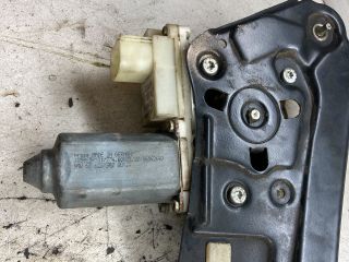 bontott BMW 7 Bal hátsó Ablakemelő Szerkezet (Elektromos)