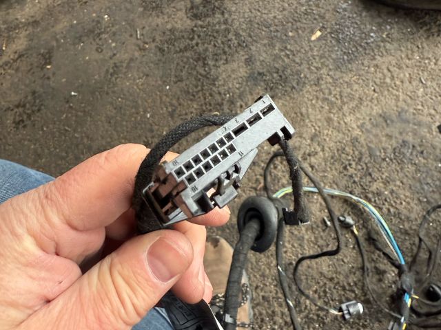 bontott BMW 7 Bal hátsó Ajtó Kábelköteg