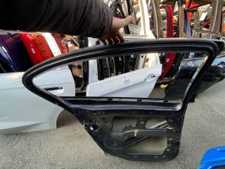 bontott BMW 7 Bal hátsó Ajtó (Üres lemez)