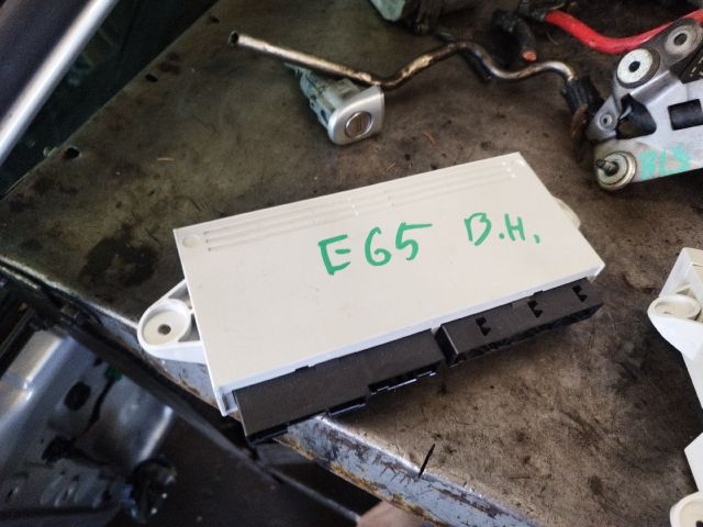 bontott BMW 7 Bal hátsó Ajtó Vezérlőegység