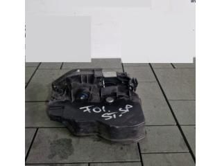 bontott BMW 7 Bal hátsó Ajtózár