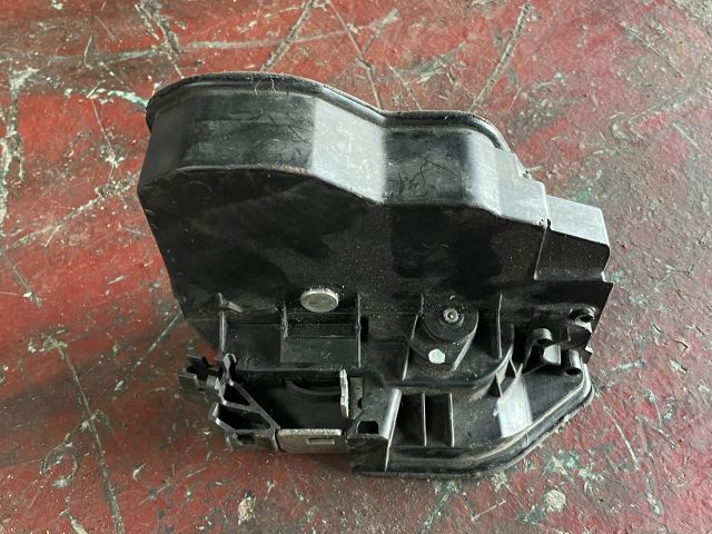 bontott BMW 7 Bal hátsó Ajtózár