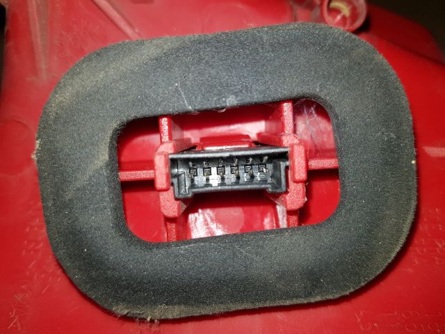 bontott BMW 7 Bal Hátsó Lámpa