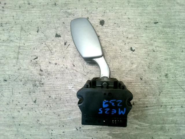 bontott BMW 7 Bal Kormánykapcsoló Irányjelző (Tempomatos)