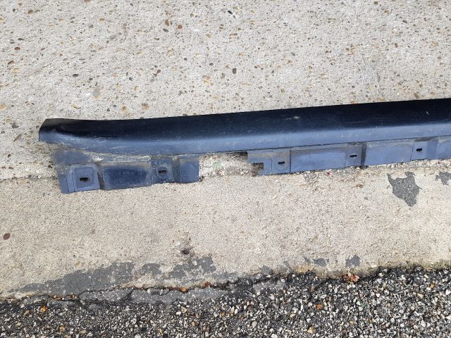 bontott BMW 7 Bal Küszöb