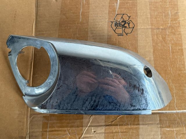 bontott BMW 7 Bal Visszapillantó Tükör Keret