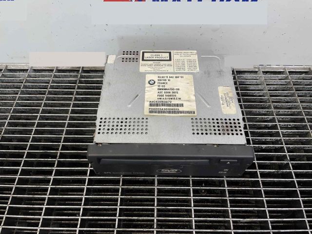 bontott BMW 7 CD / DVD Tár