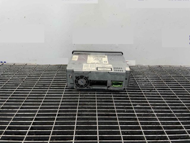 bontott BMW 7 CD / DVD Tár