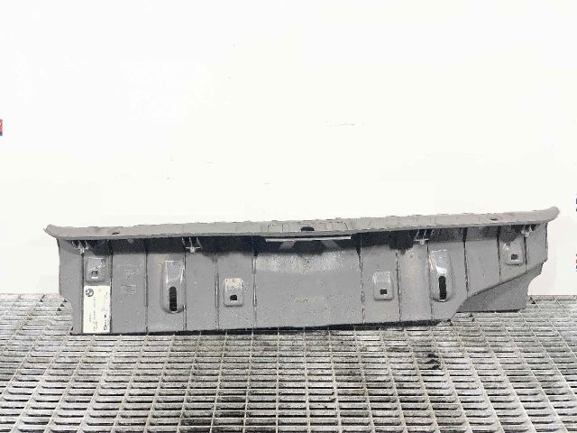 bontott BMW 7 Csomagtérajtó Díszléc