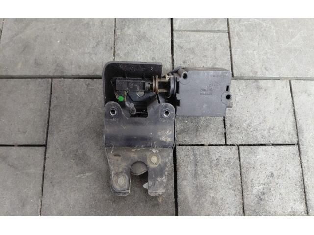 bontott BMW 7 Csomagtérajtó Zárszerkezet