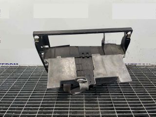 bontott BMW 7 Első Hamutartó