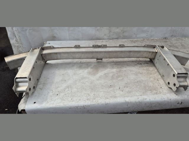 bontott BMW 7 Első Lökhárító Merevítő (Fém)