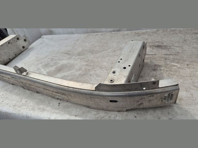 bontott BMW 7 Első Lökhárító Merevítő (Fém)