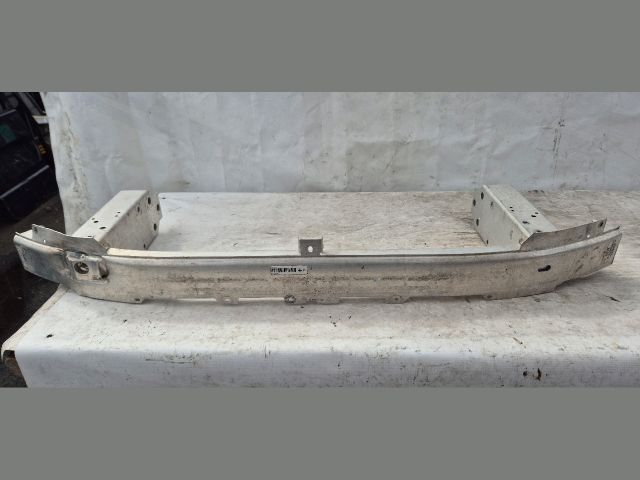 bontott BMW 7 Első Lökhárító Merevítő (Fém)