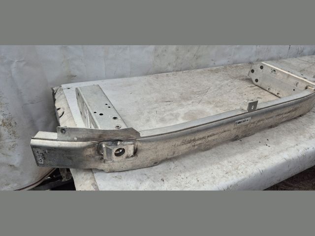 bontott BMW 7 Első Lökhárító Merevítő (Fém)