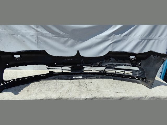 bontott BMW 7 Első Lökhárító (Üresen)