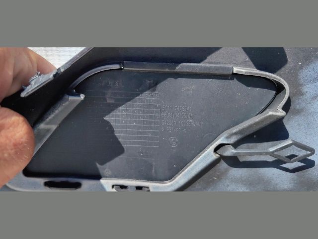 bontott BMW 7 Első Lökhárító (Üresen)