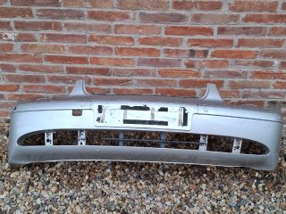 bontott BMW 7 Első Lökhárító (Üresen)