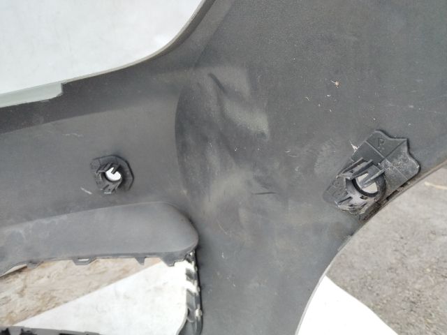 bontott BMW 7 Első Lökhárító (Üresen)