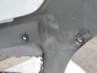 bontott BMW 7 Első Lökhárító (Üresen)