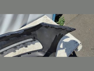 bontott BMW 7 Első Lökhárító (Üresen)