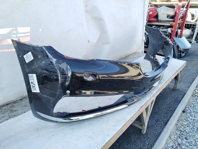 bontott BMW 7 Első Lökhárító (Üresen)