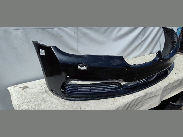 bontott BMW 7 Első Lökhárító (Üresen)