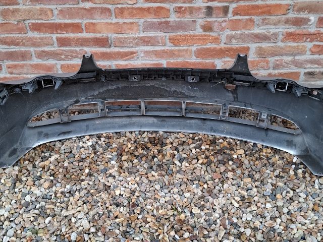 bontott BMW 7 Első Lökhárító (Üresen)