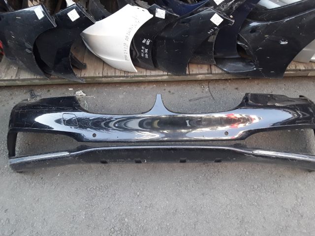 bontott BMW 7 Első Lökhárító (Üresen)