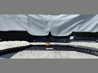 bontott BMW 7 Első Lökhárító (Üresen)