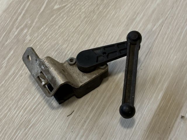 bontott BMW 7 Első Xenon Szintszabályzó Jeladó