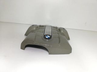 bontott BMW 7 Felső Hűtőburkolat