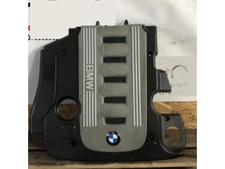 bontott BMW 7 Felső Hűtőburkolat