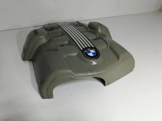 bontott BMW 7 Felső Hűtőburkolat