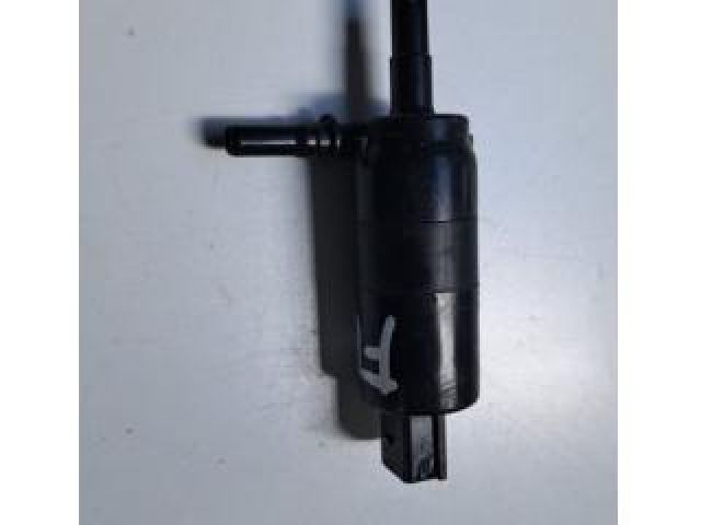 bontott BMW 7 Fényszórómosó Szivattyú